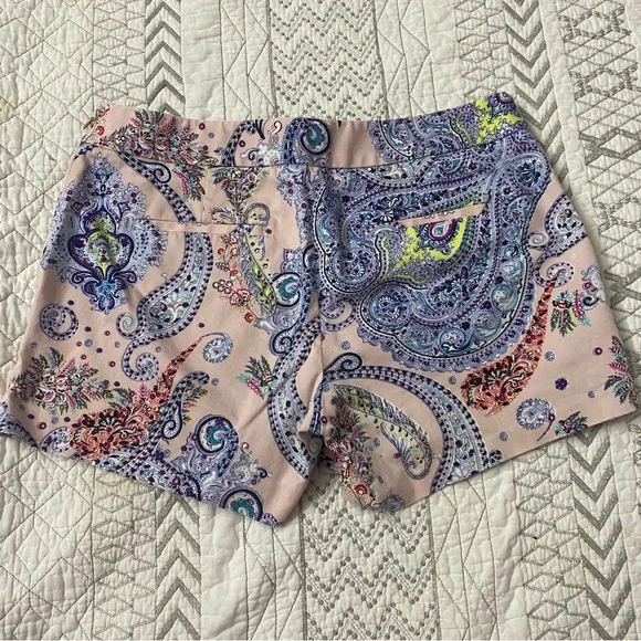 Vibrant Express Paisley Print Shorts SZ 8 - Picture 2 of 9